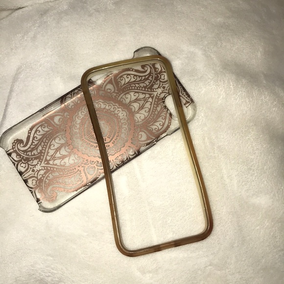 4/30$ 2 Piece Nanette Lepore iPhone 7 Hard… - Picture 3 of 5